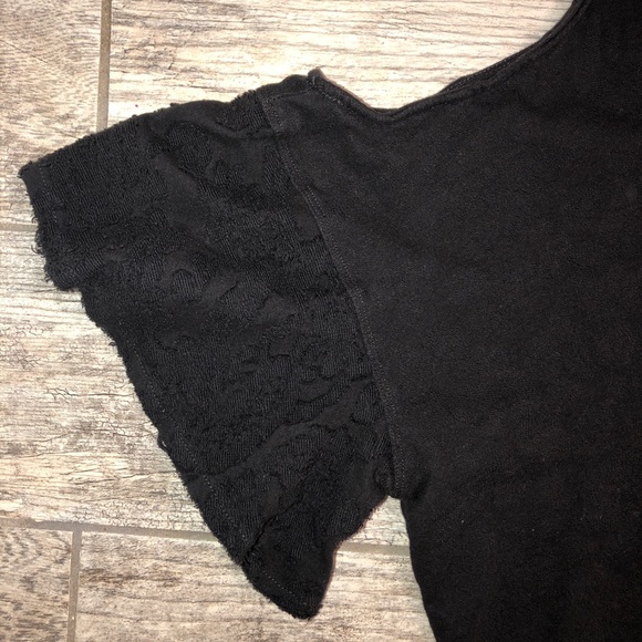 Free People Oversized Black Cold Shoulder Ruffle - Picture 6 of 11
